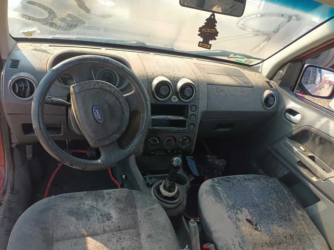  Ford ECOSPORT 2006    EN DESARME